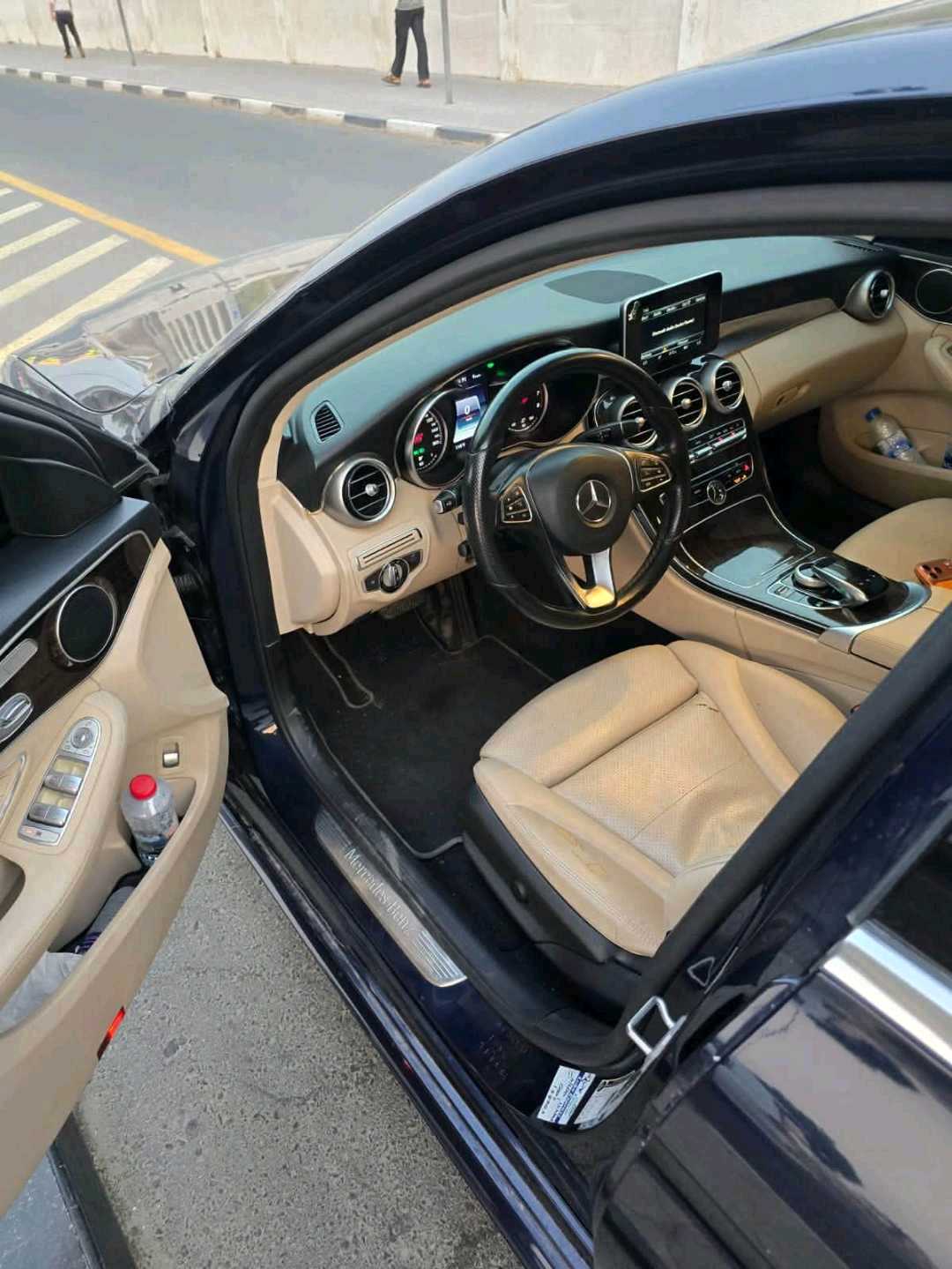 Car Image 2018 MERCEDES C Class 300