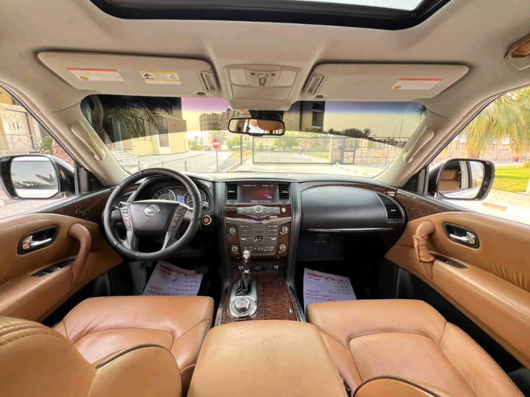 Car Image 2014 NISSAN PATROL Platinum