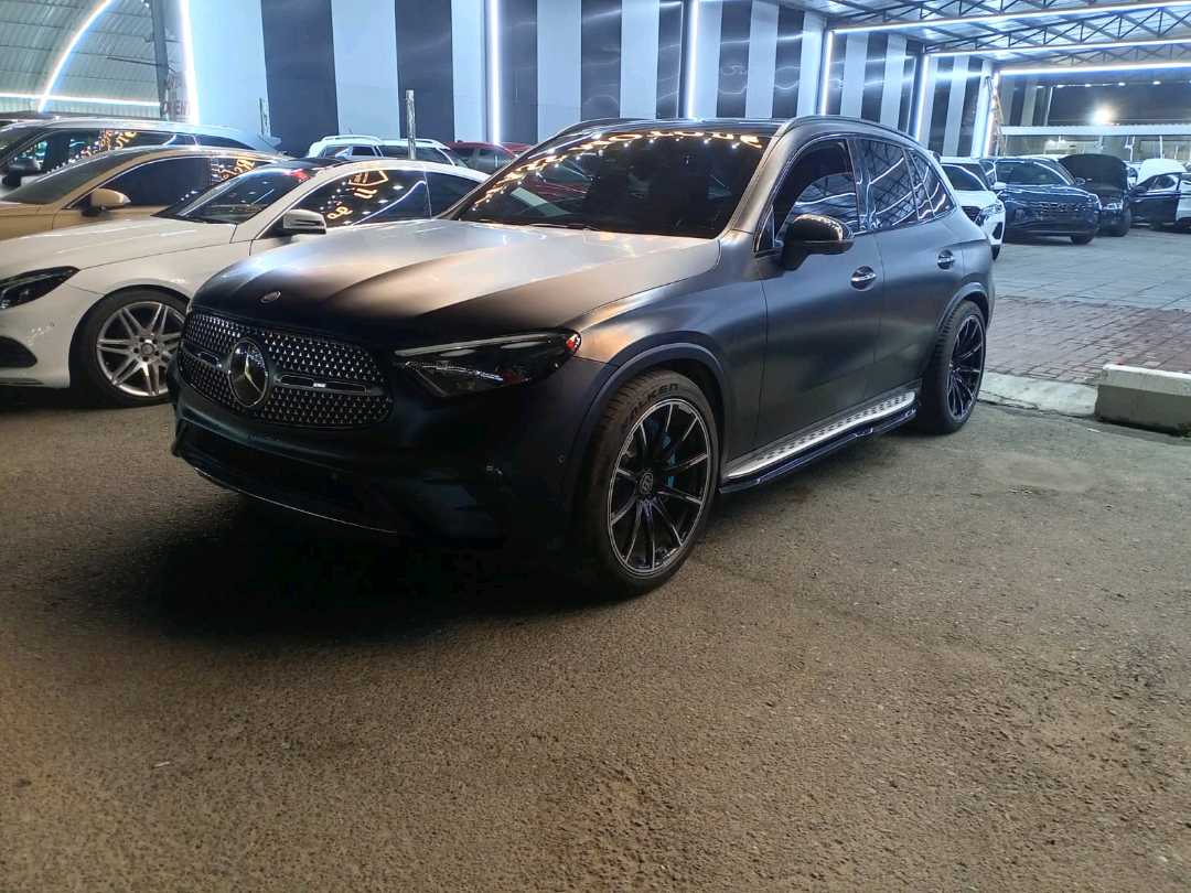 Car Image 2023 MERCEDES GLC CLASS 