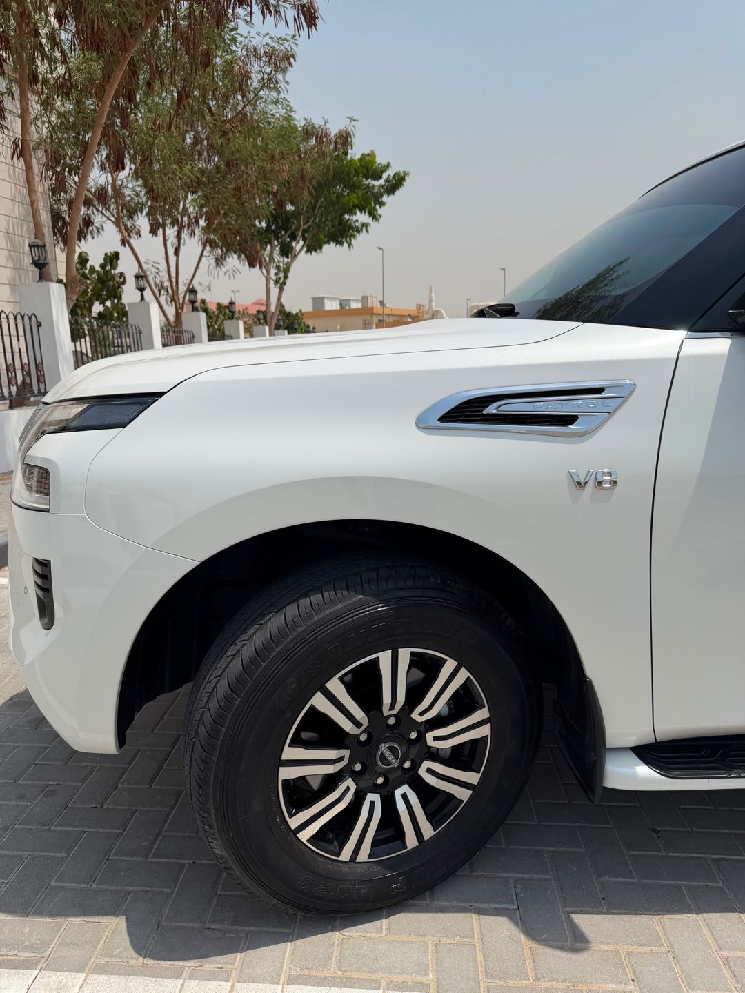 Car Image 2024 NISSAN PATROL LE