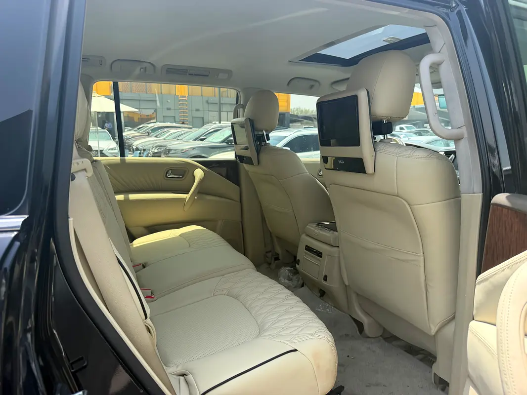 Car Image 2018 NISSAN PATROL SE