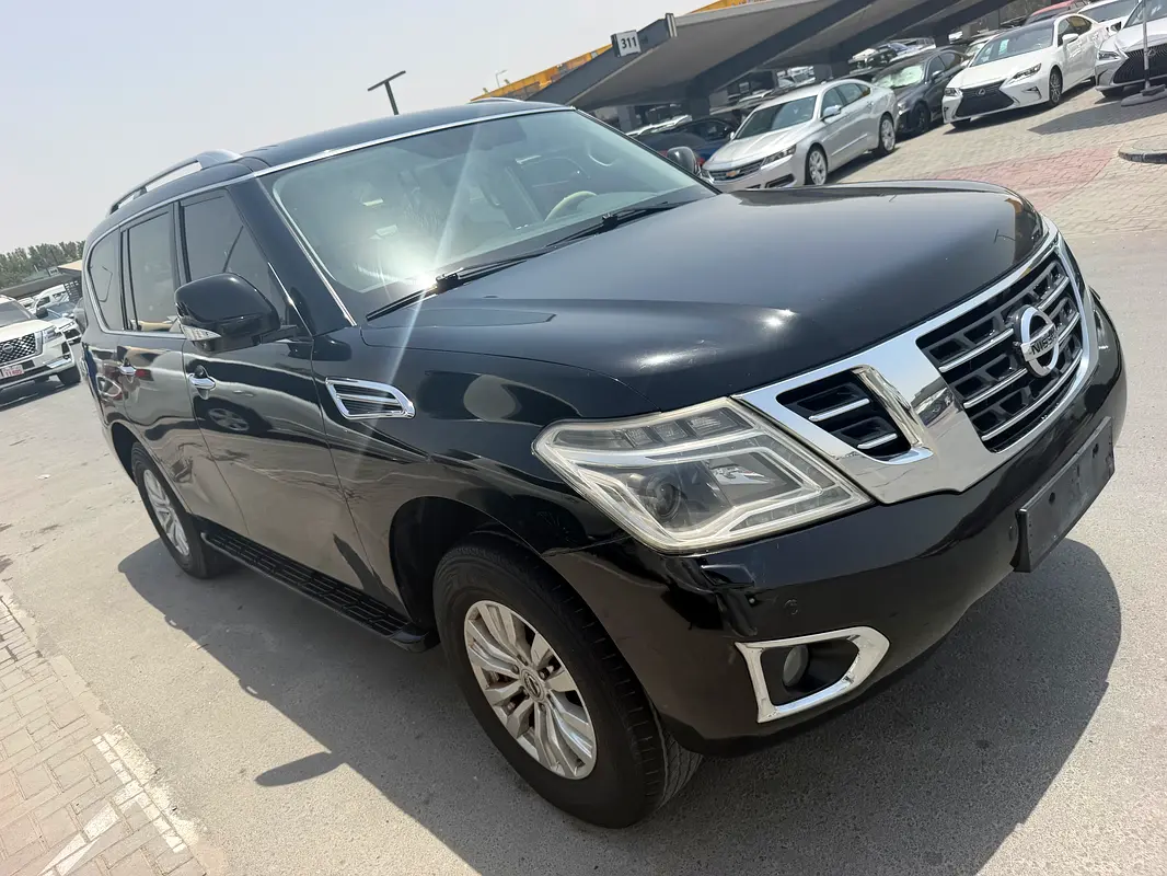 Car Image 2018 NISSAN PATROL SE