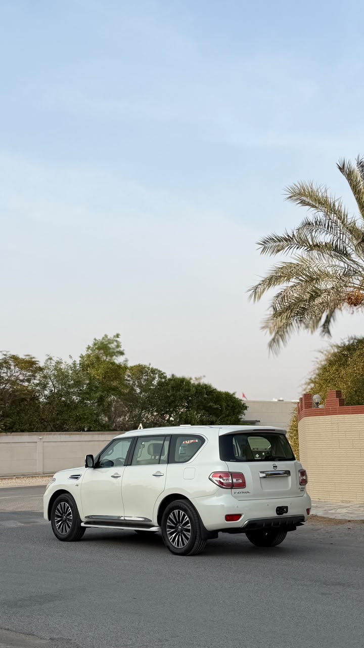 Car Image 2014 NISSAN PATROL Titanium