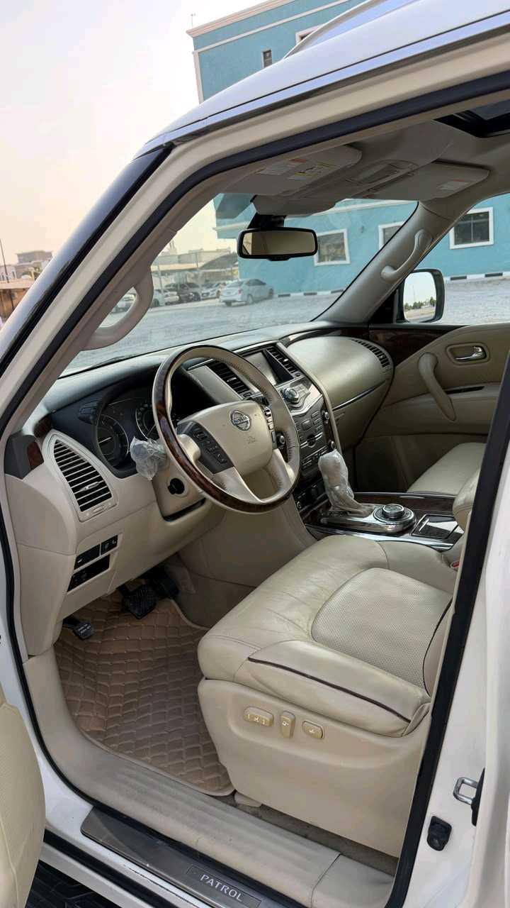 Car Image 2014 NISSAN PATROL Titanium