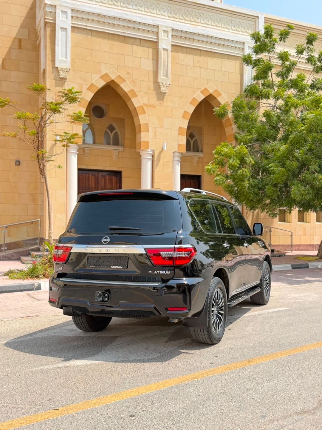 Car Image 2022 NISSAN PATROL Platinum