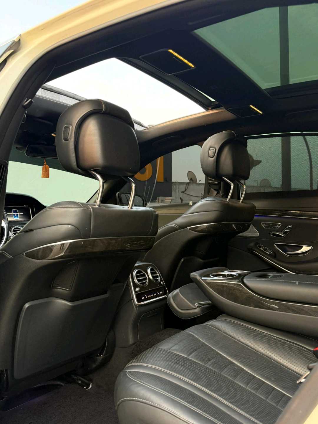 Car Image 2015 MERCEDES S Class 550
