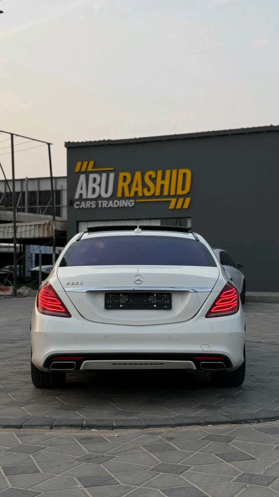 Car Image 2015 MERCEDES S Class 550