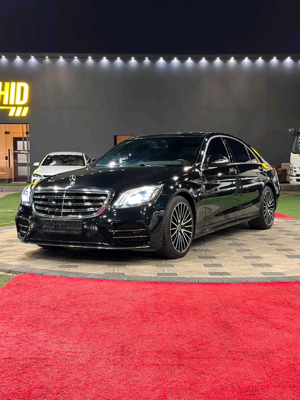 Car Image 2015 MERCEDES S Class 560