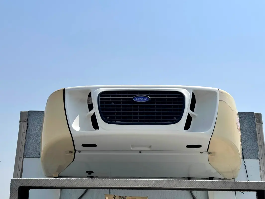 Car Image 2019 HINO 300 