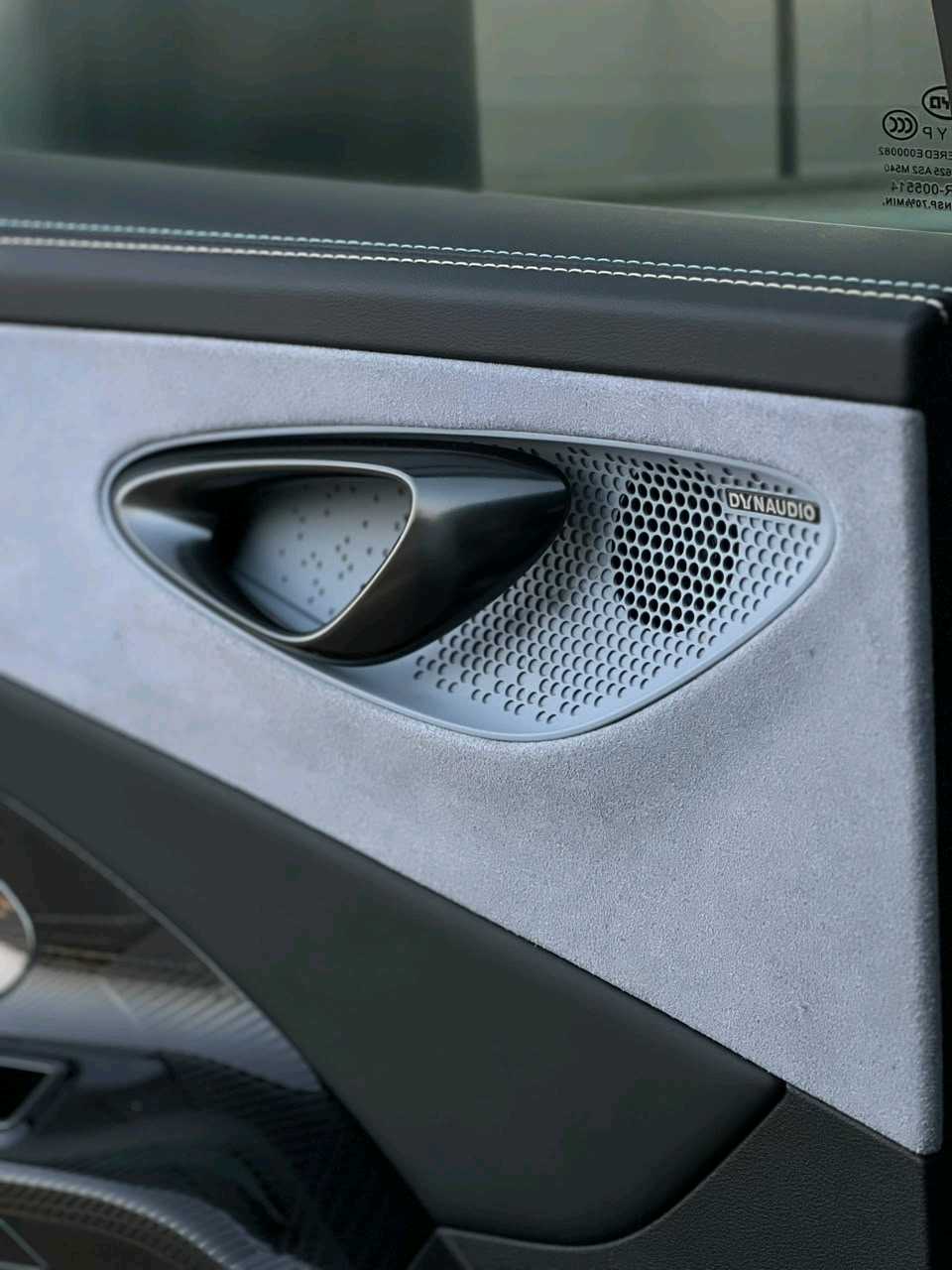 Car Image 2025 BYD SEAL 