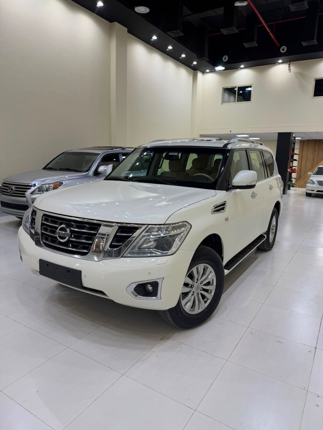 Car Image 2016 NISSAN PATROL SE