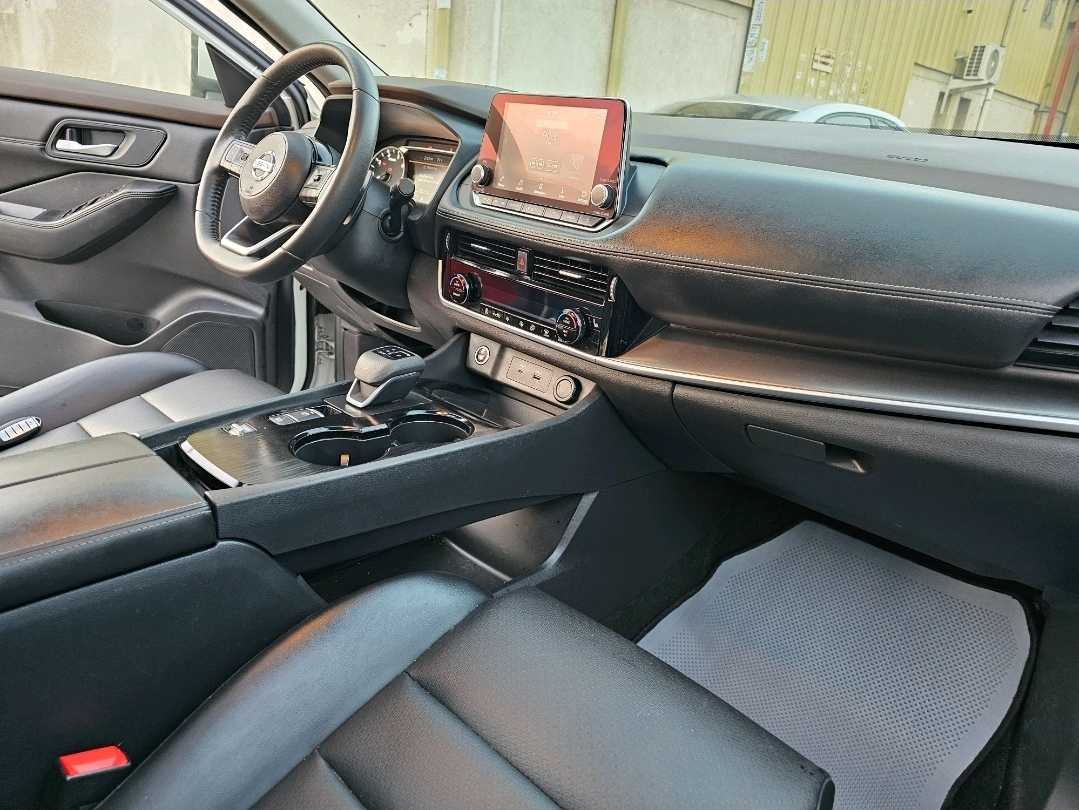 Car Image 2022 NISSAN ROGUE SL
