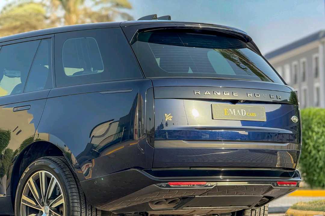 Car Image 2023 LAND ROVER VOGUE 