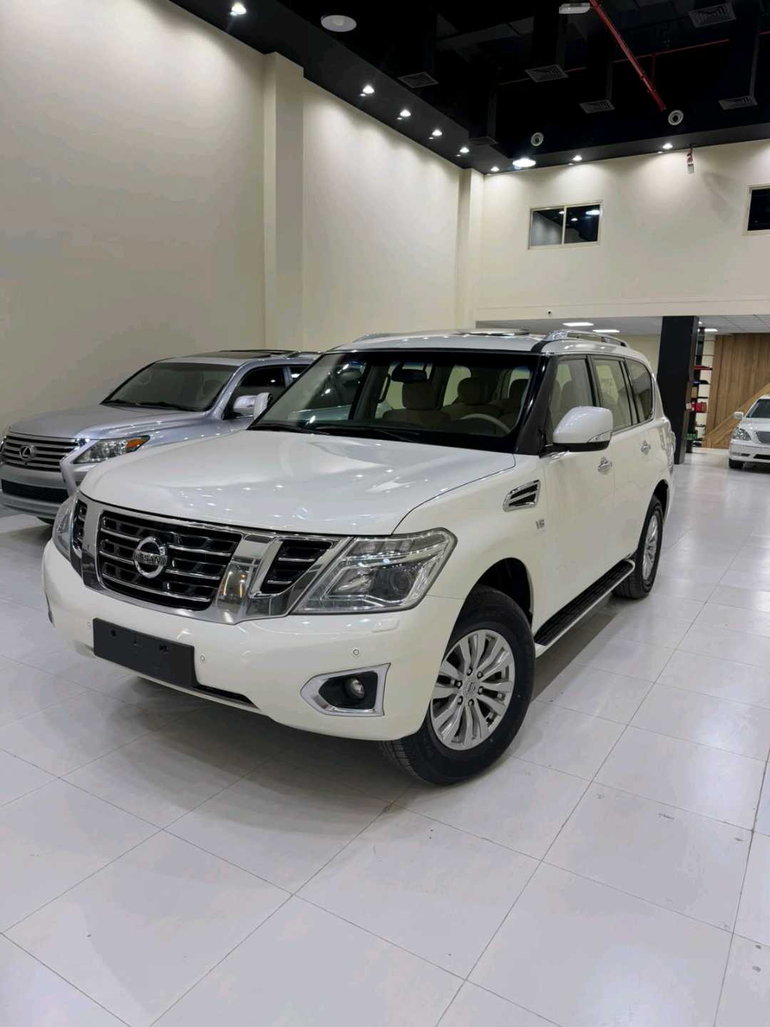 Car Image 2016 NISSAN PATROL SE