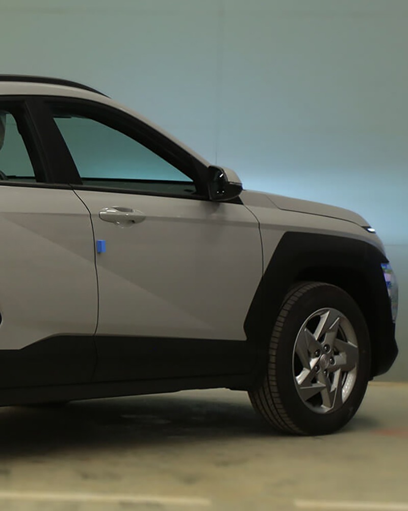 Car Image 2025 HYUNDAI KONA 