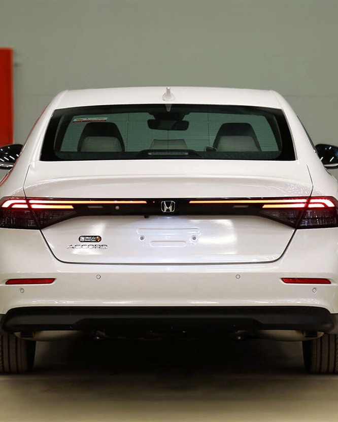 Car Image 2025 HONDA ACCORD 