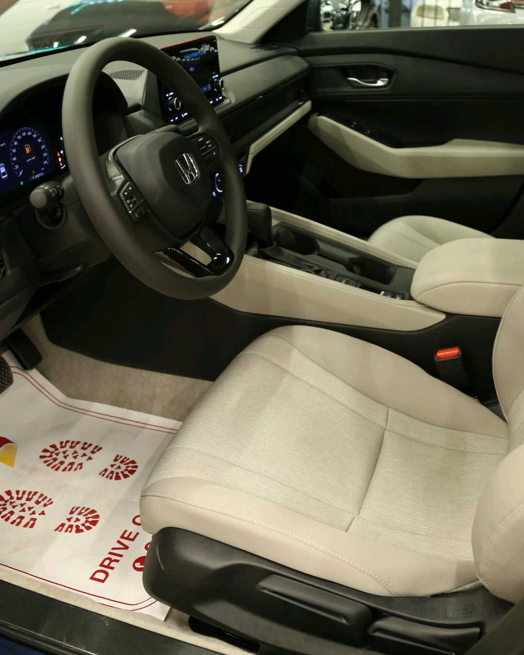 Car Image 2025 HONDA ACCORD 