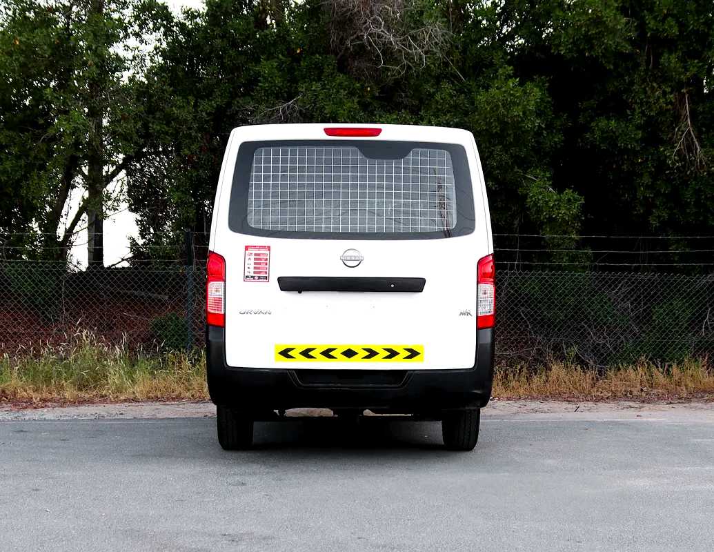 Car Image 2023 NISSAN URVAN 