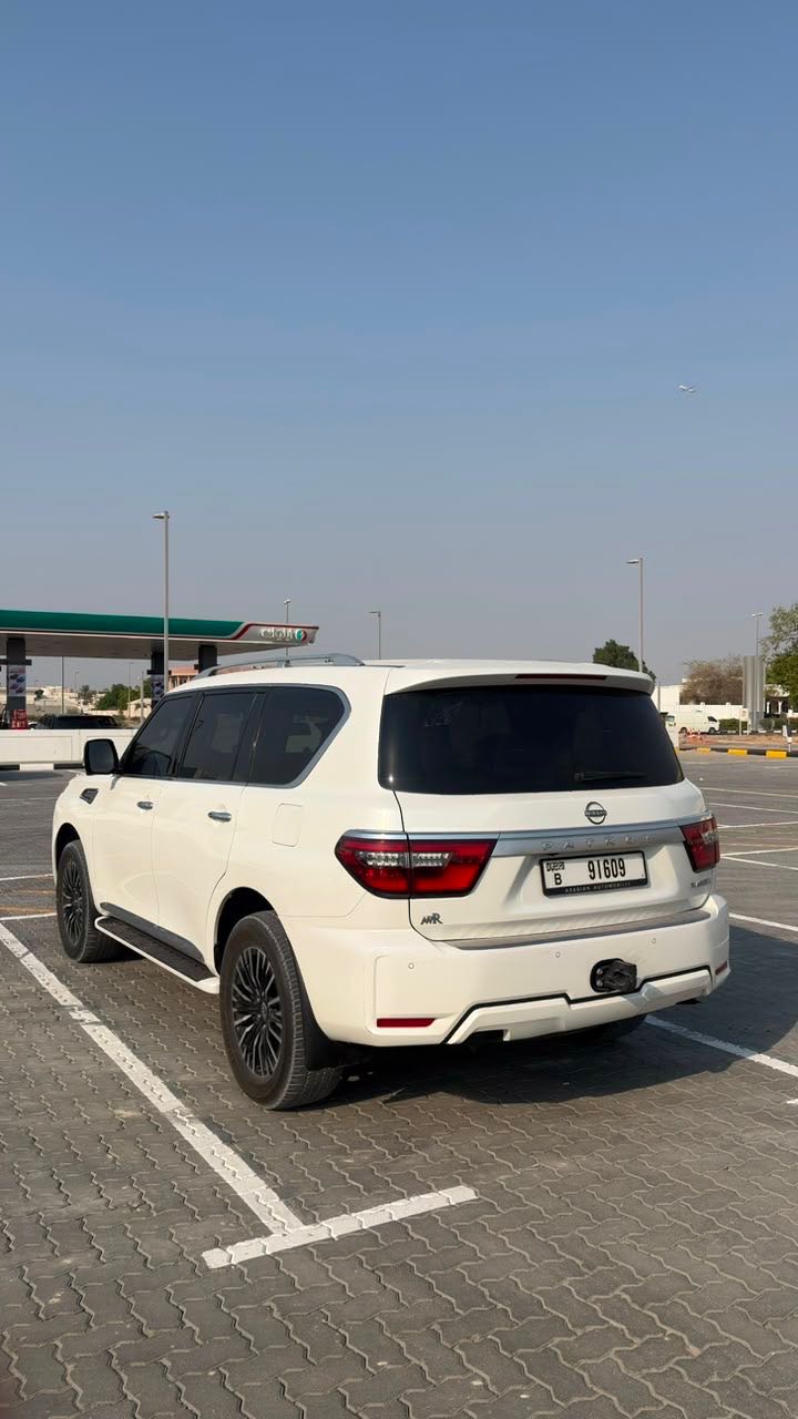 Car Image 2023 NISSAN PATROL Platinum