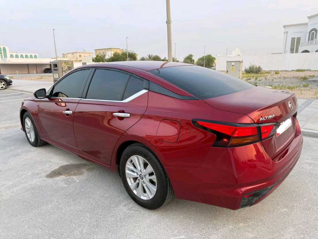 Car Image 2019 NISSAN ALTIMA S