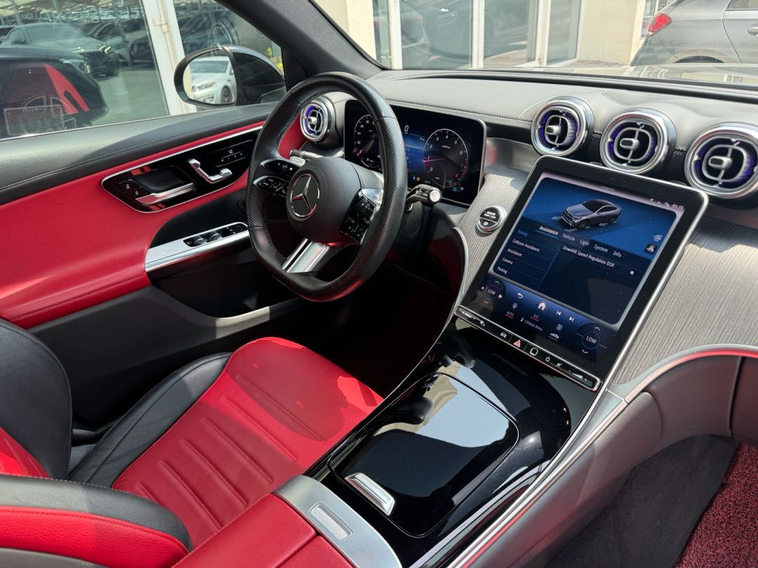 Car Image 2024 MERCEDES GLC CLASS 