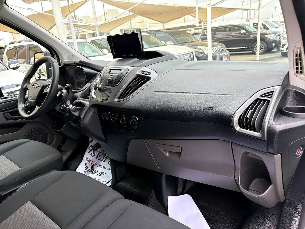 Car Image 2020 FORD TRANSIT 