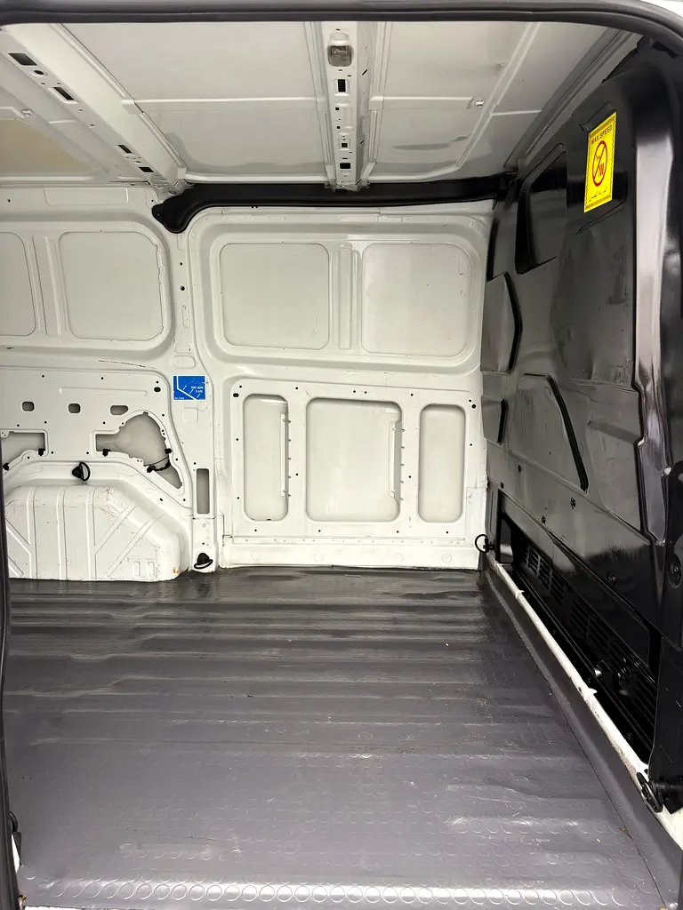 Car Image 2020 FORD TRANSIT 