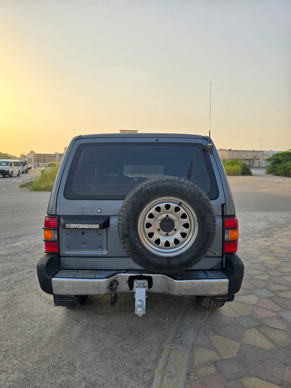 Car Image 1998 MITSUBISHI PAJERO 