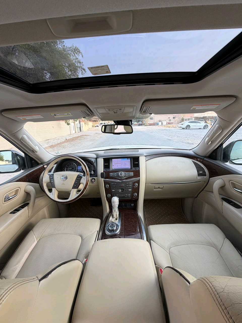 Car Image 2014 NISSAN PATROL Platinum