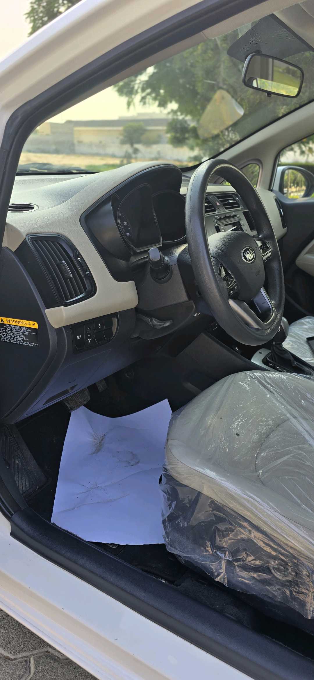 Car Image 2013 Kia RIO 