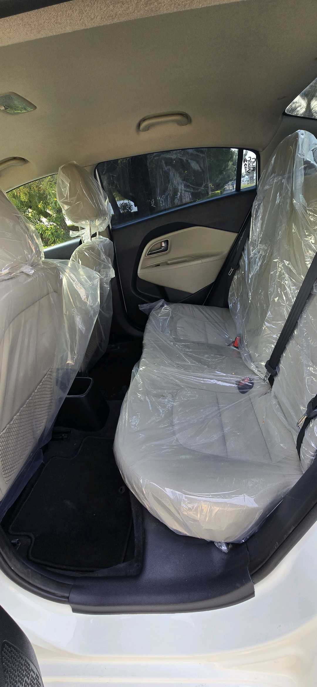 Car Image 2013 Kia RIO 