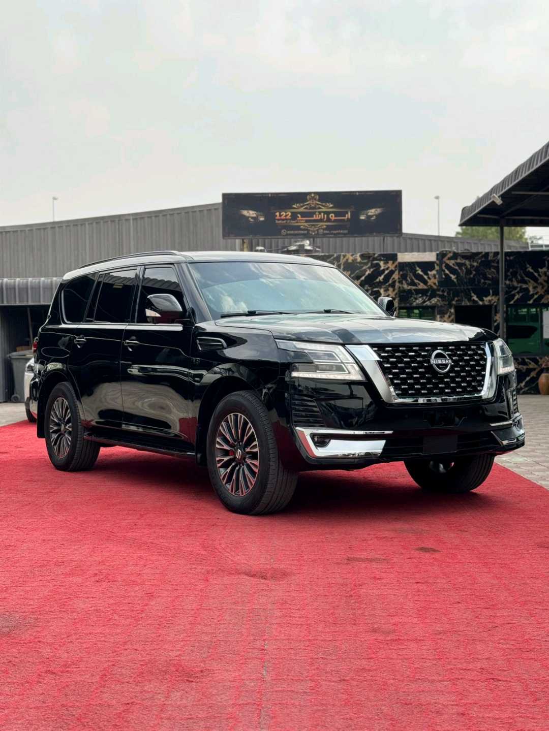 Car Image 2015 NISSAN PATROL Platinum