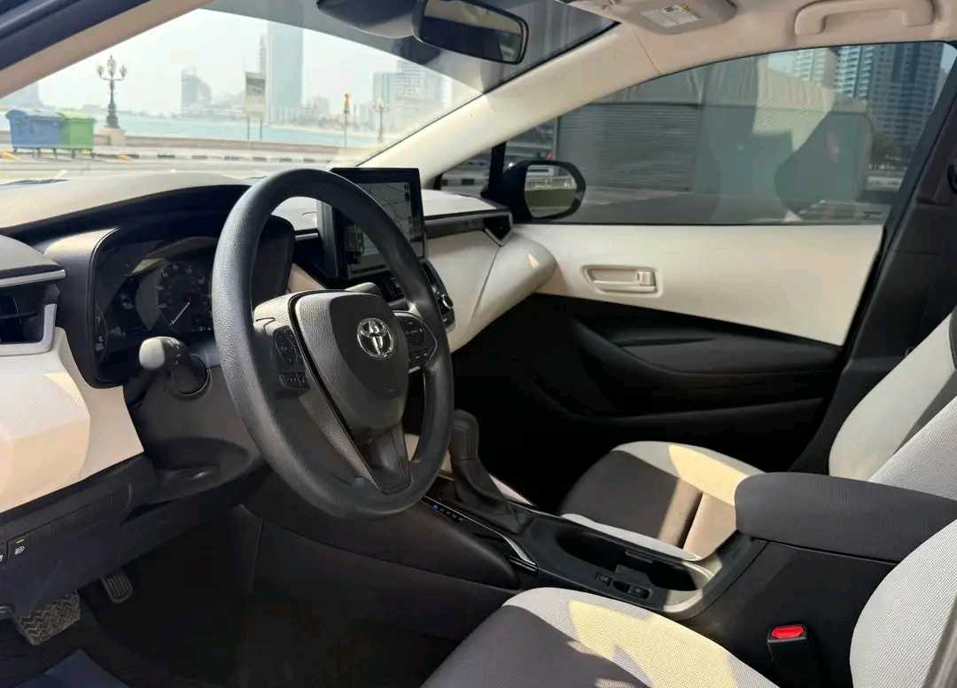 Car Image 2025 TOYOTA COROLLA LE