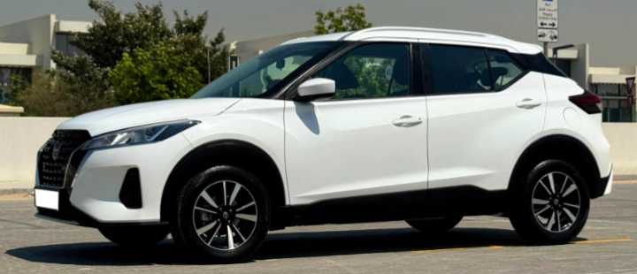 Car Image 2024 NISSAN KICKS 