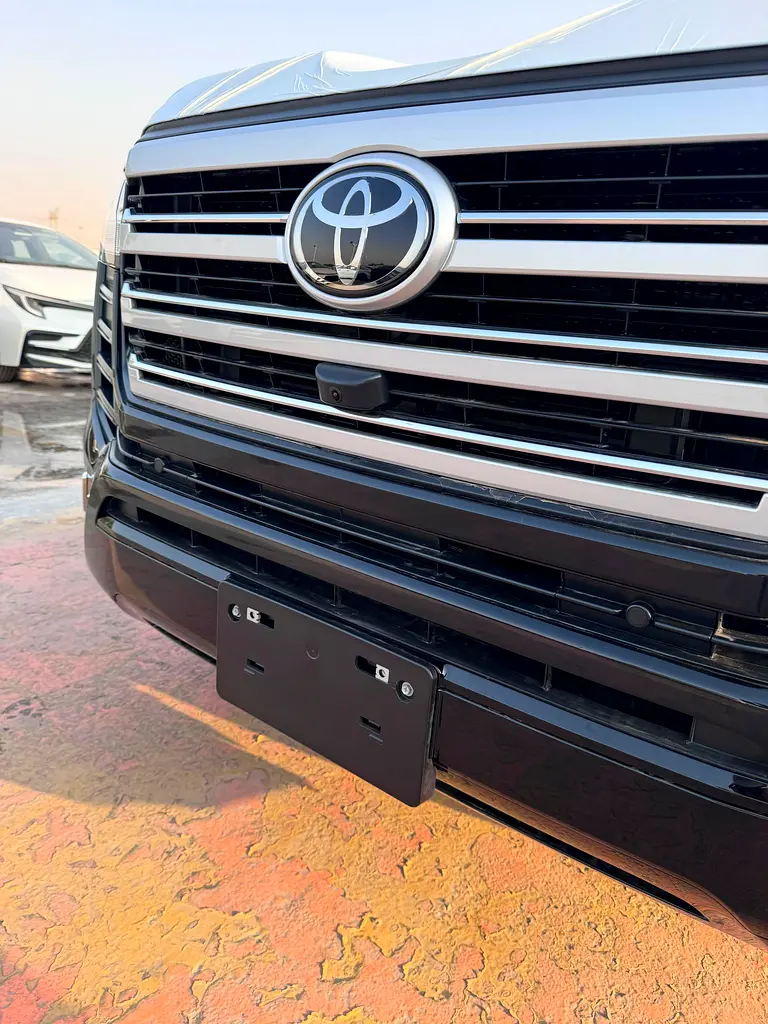 Car Image 2026 TOYOTA LAND CRUISER GX.R
