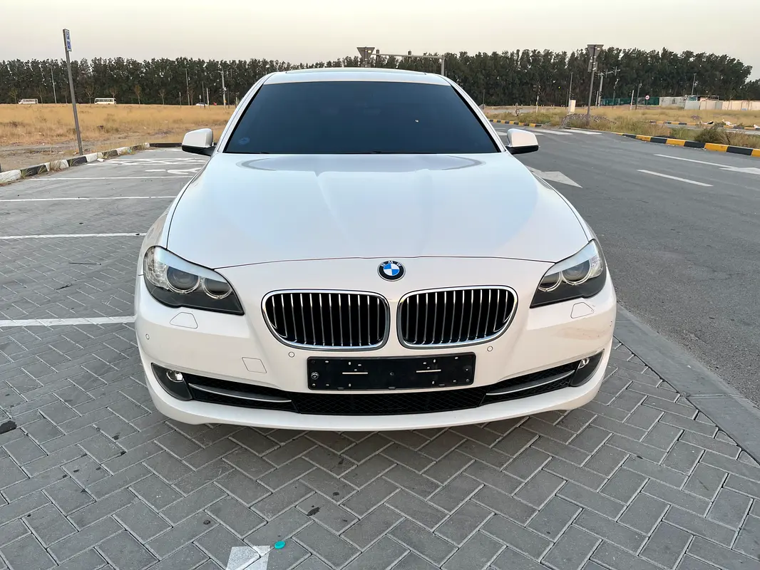 Car Image 2013 BMW 5 SERIES 528