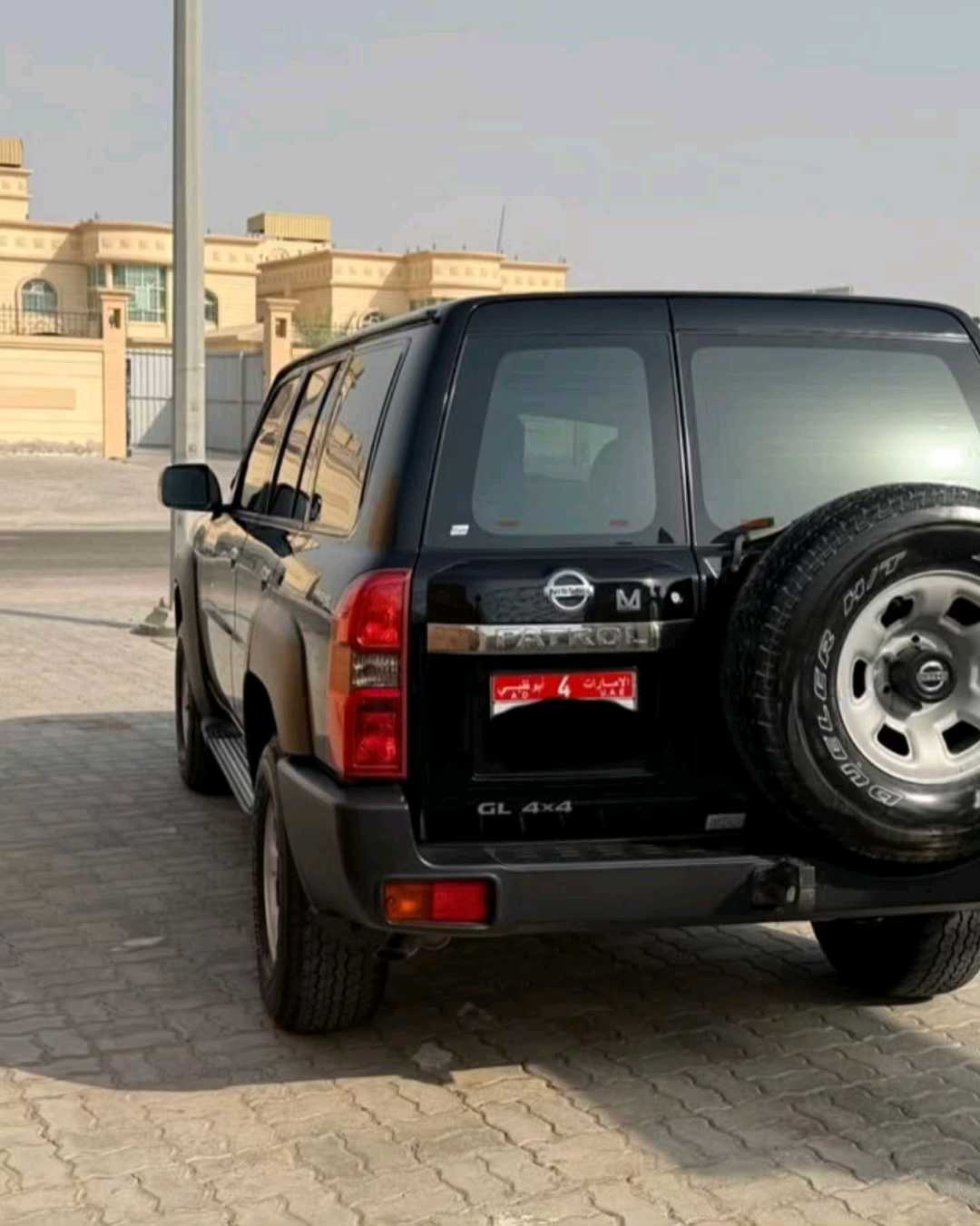 Car Image 2020 NISSAN SAFARI 
