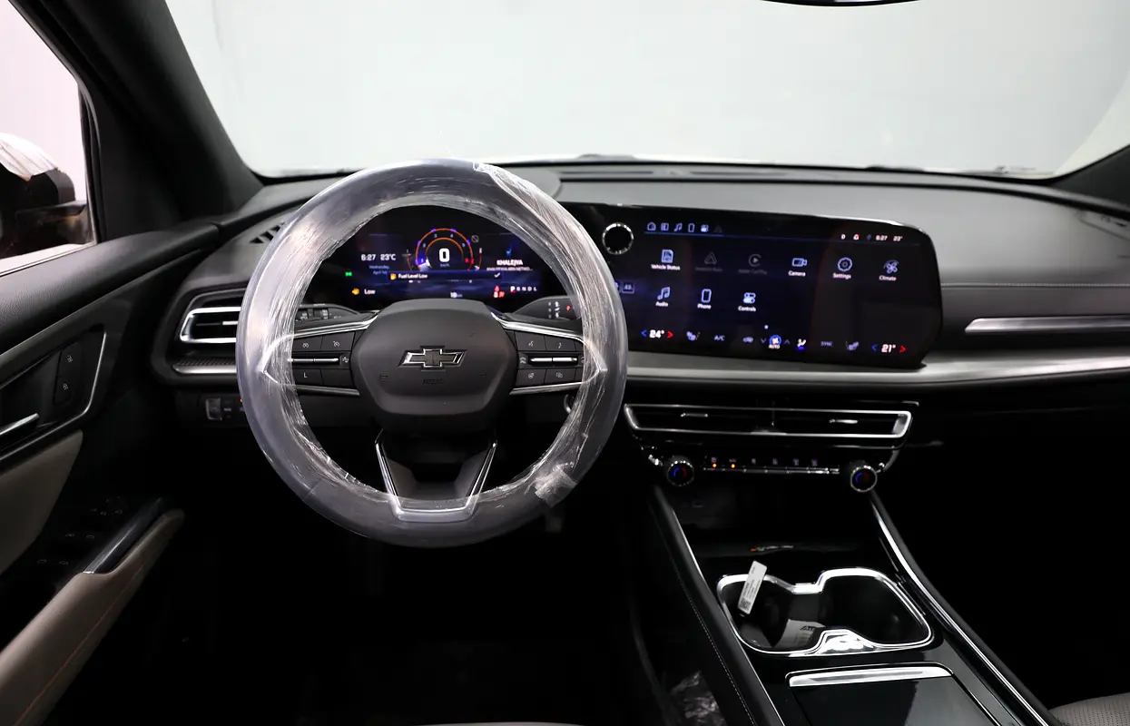 Car Image 2024 CHEVROLET TRAVERSE 