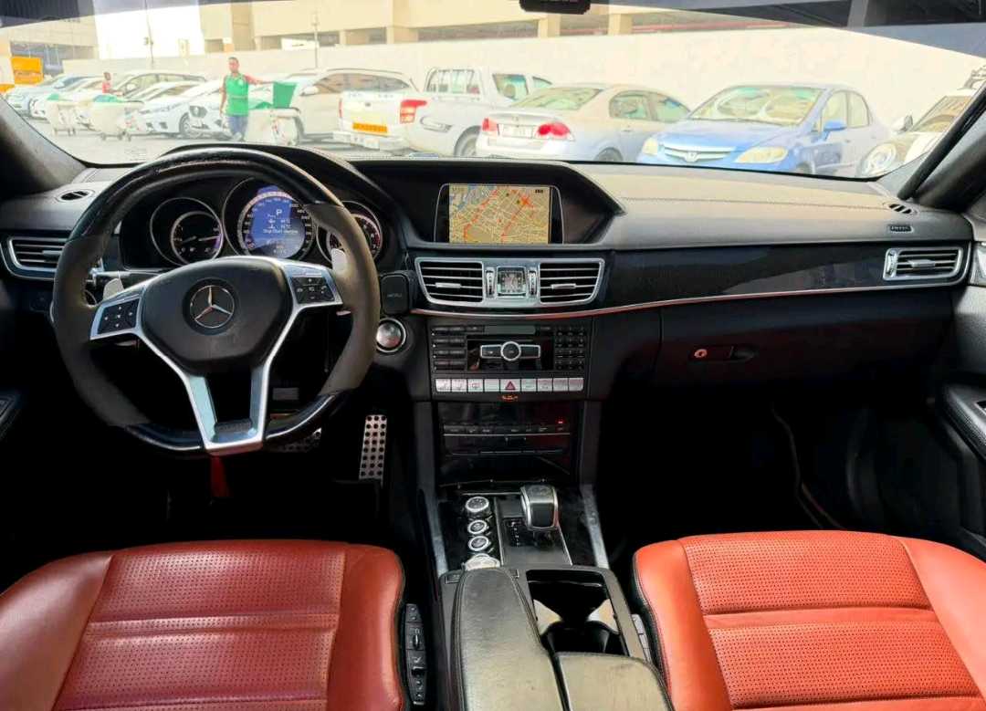 Car Image 2014 MERCEDES E Class E 63