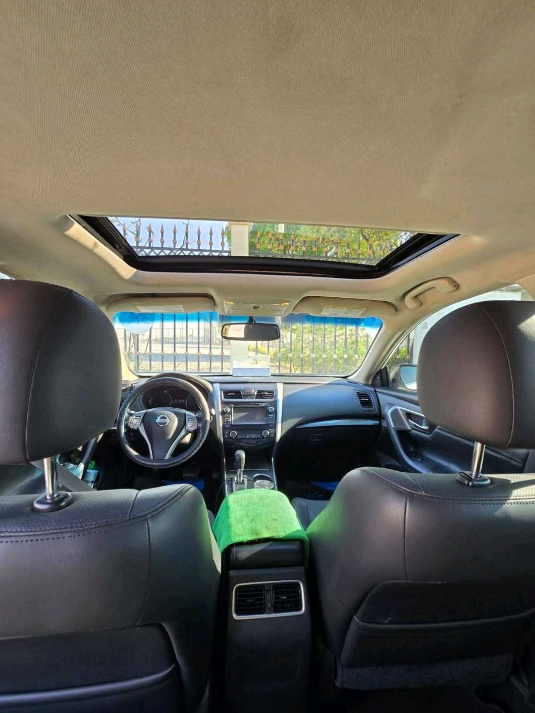 Car Image 2013 NISSAN ALTIMA SR