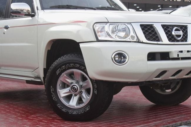 Car Image 2024 NISSAN SAFARI 