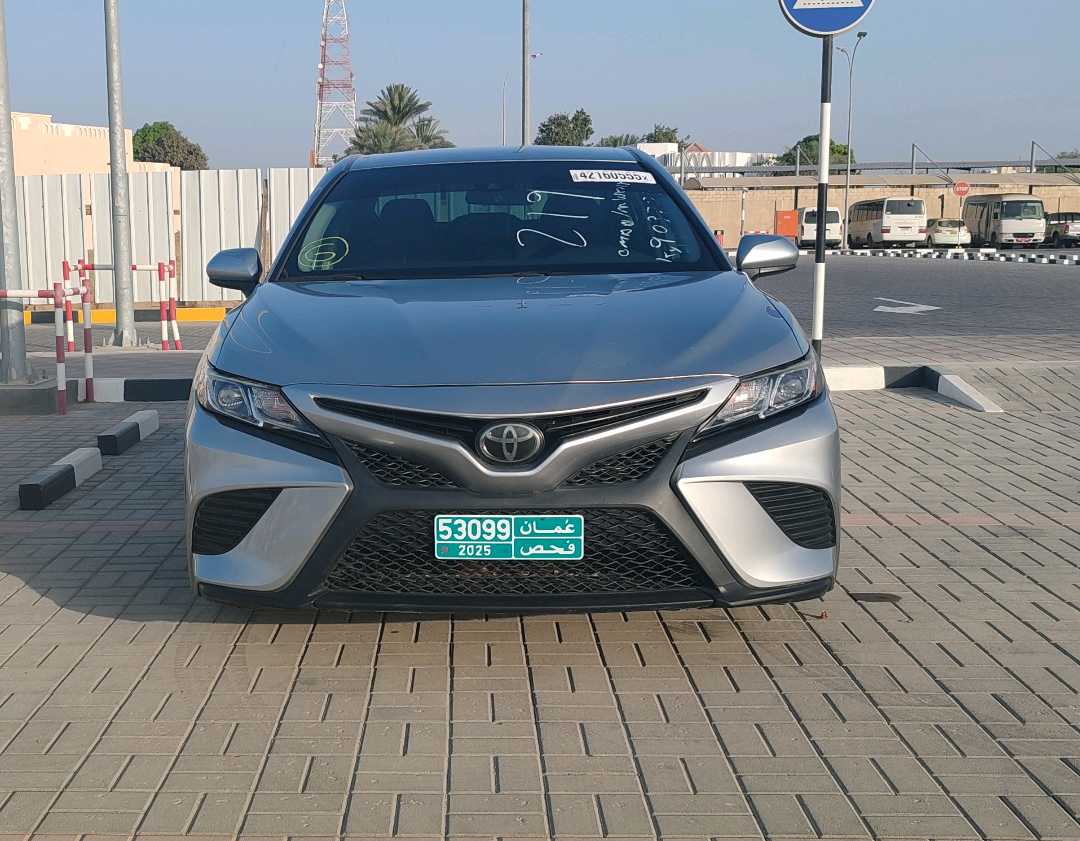 Car Image 2020 TOYOTA CAMRY SE