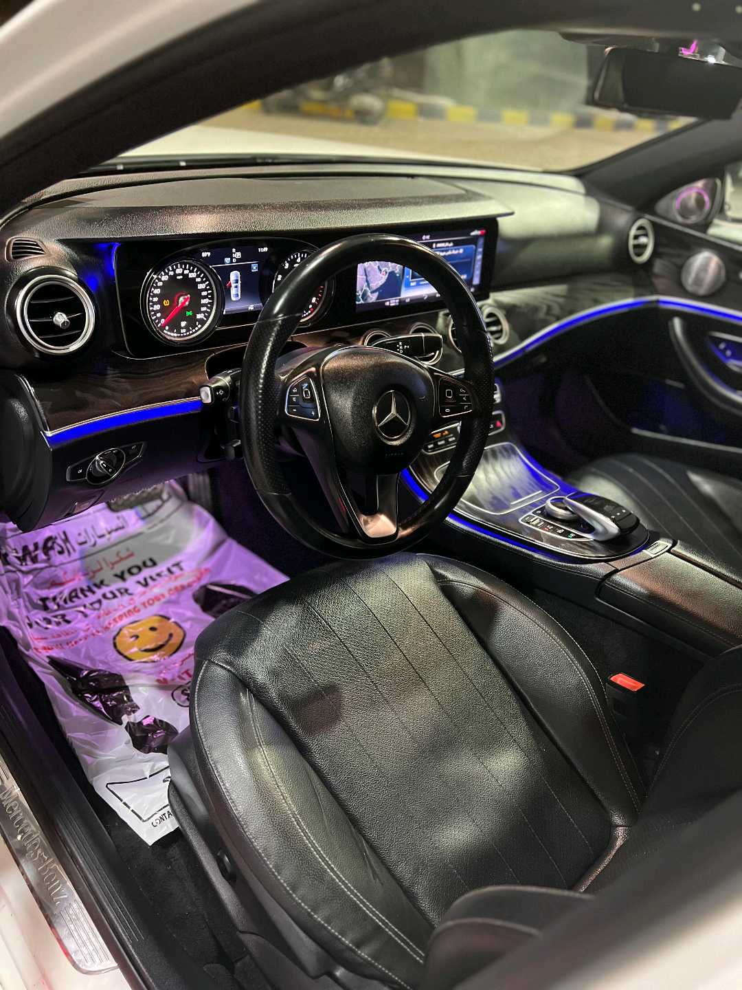 Car Image 2018 MERCEDES E Class 300