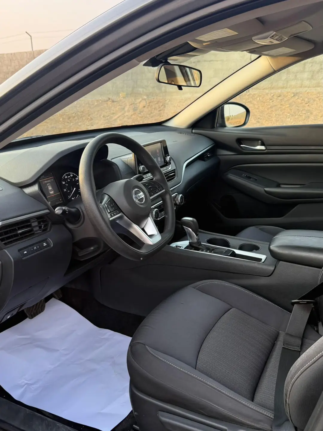 Car Image 2021 NISSAN ALTIMA SV