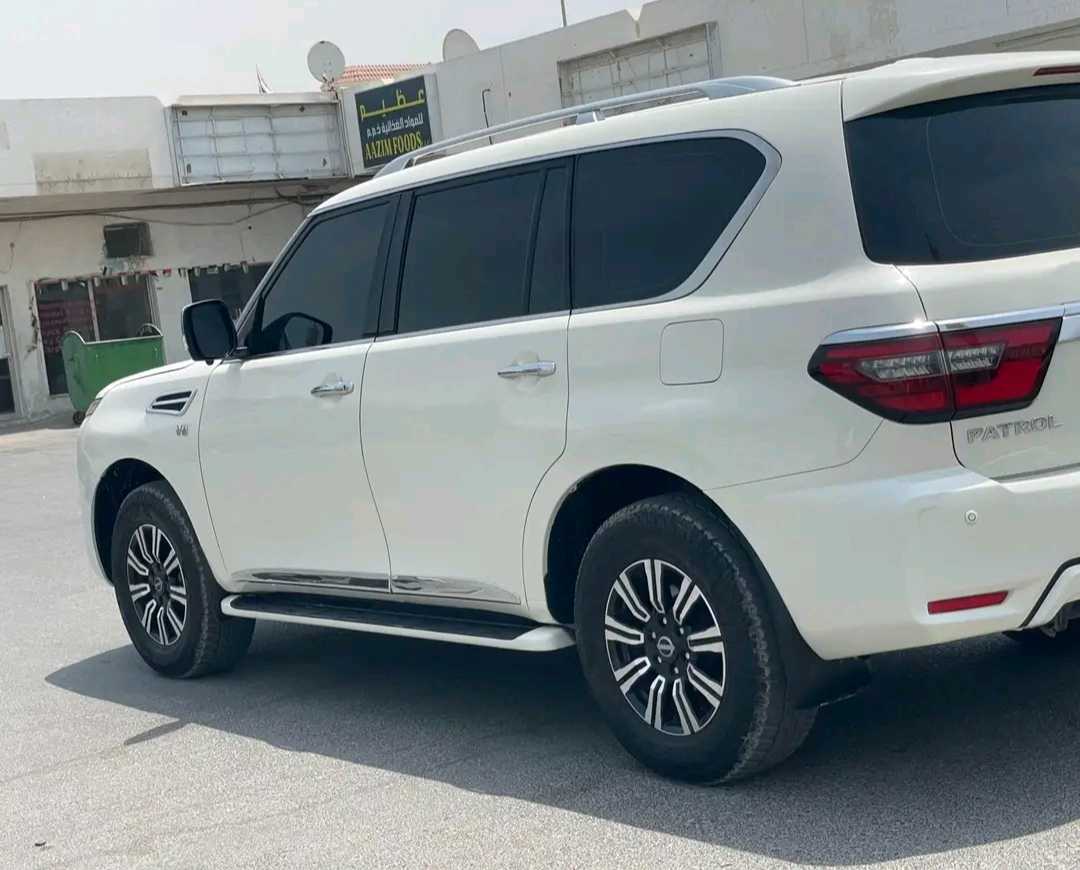 Car Image 2014 NISSAN PATROL Platinum