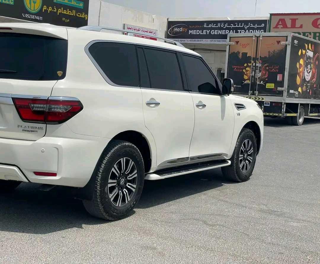 Car Image 2014 NISSAN PATROL Platinum