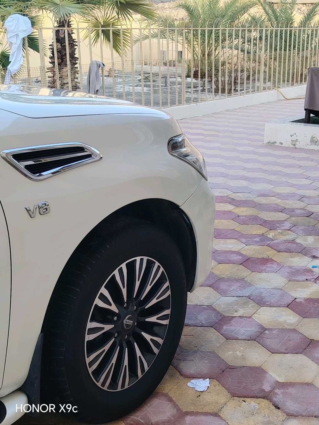Car Image 2015 NISSAN PATROL Platinum