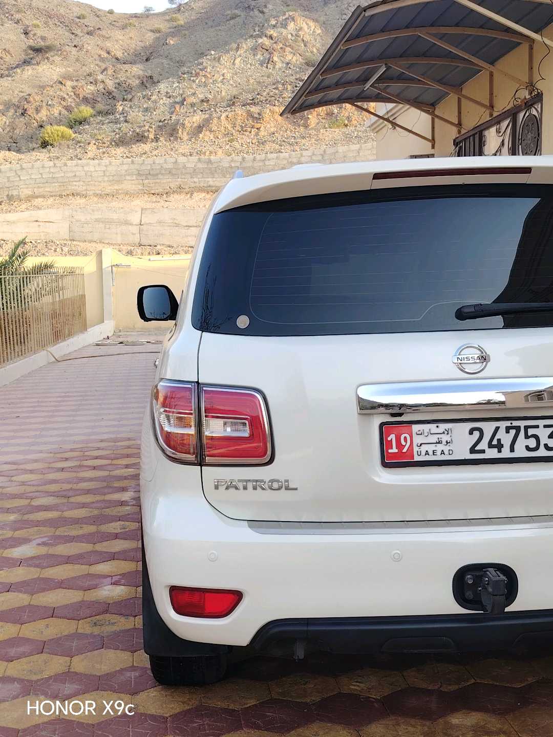 Car Image 2015 NISSAN PATROL Platinum