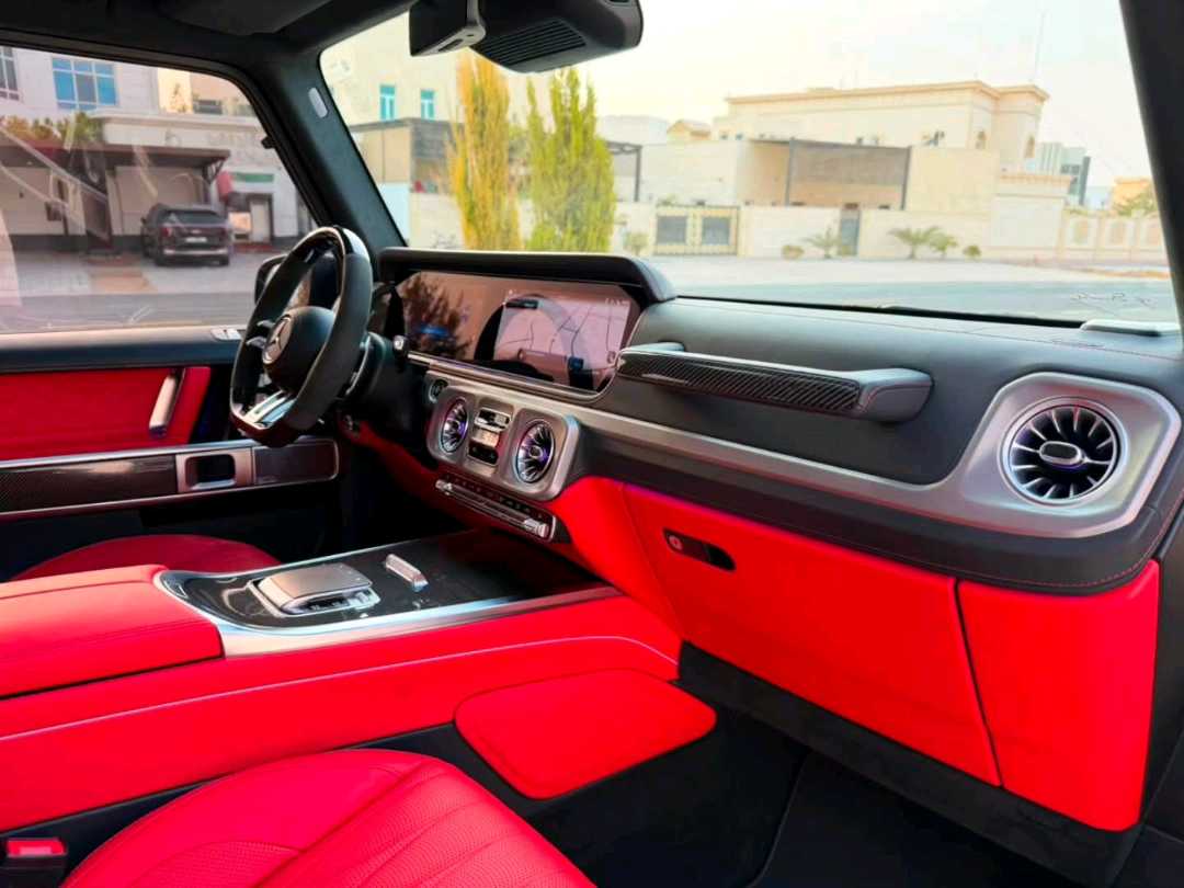 Car Image 2025 MERCEDES G CLASS 63