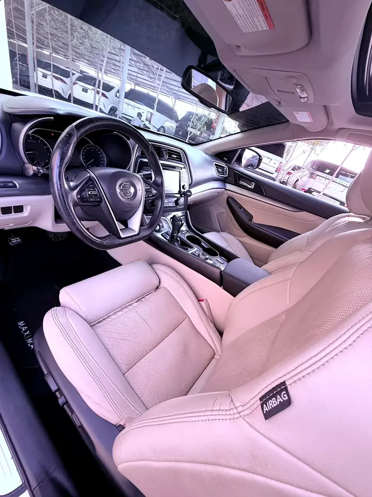 Car Image 2018 NISSAN MAXIMA 